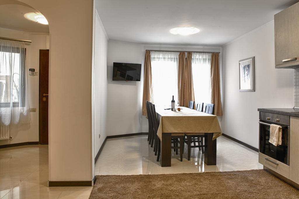 Pepi Guest House Veliko Tarnovo Phòng bức ảnh